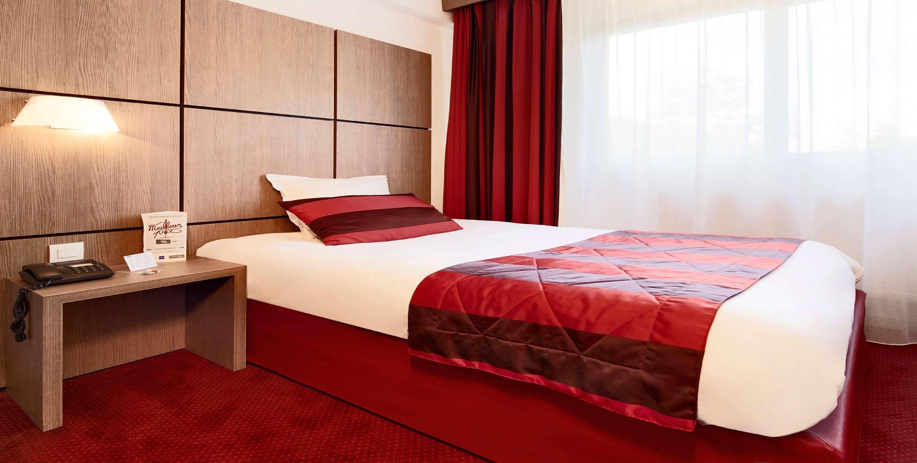 Kyriad Grenoble Centre Экстерьер фото