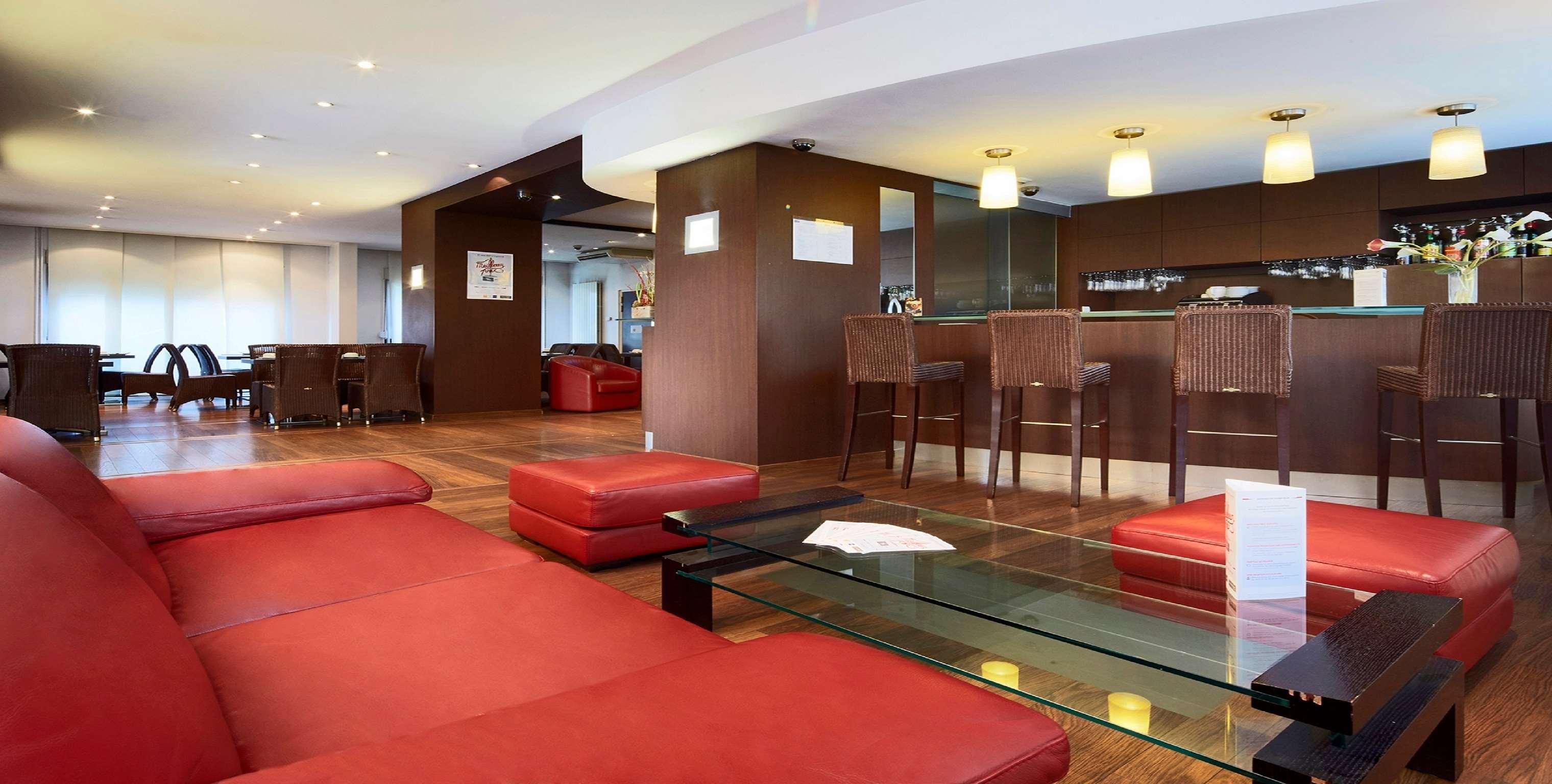 Kyriad Grenoble Centre Экстерьер фото